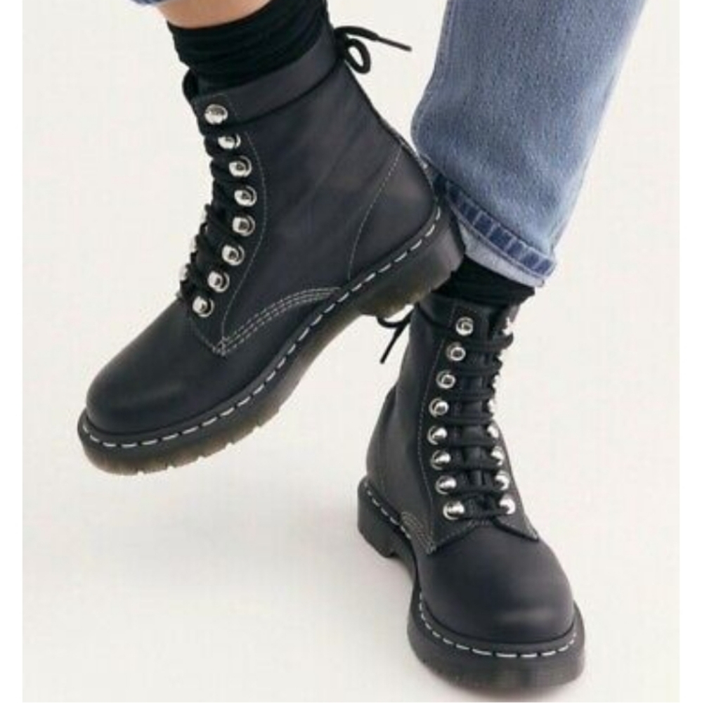 🖤🤍Dr. MARTENS 5UK/7US Pascal Hardware Black 1460🤍🖤